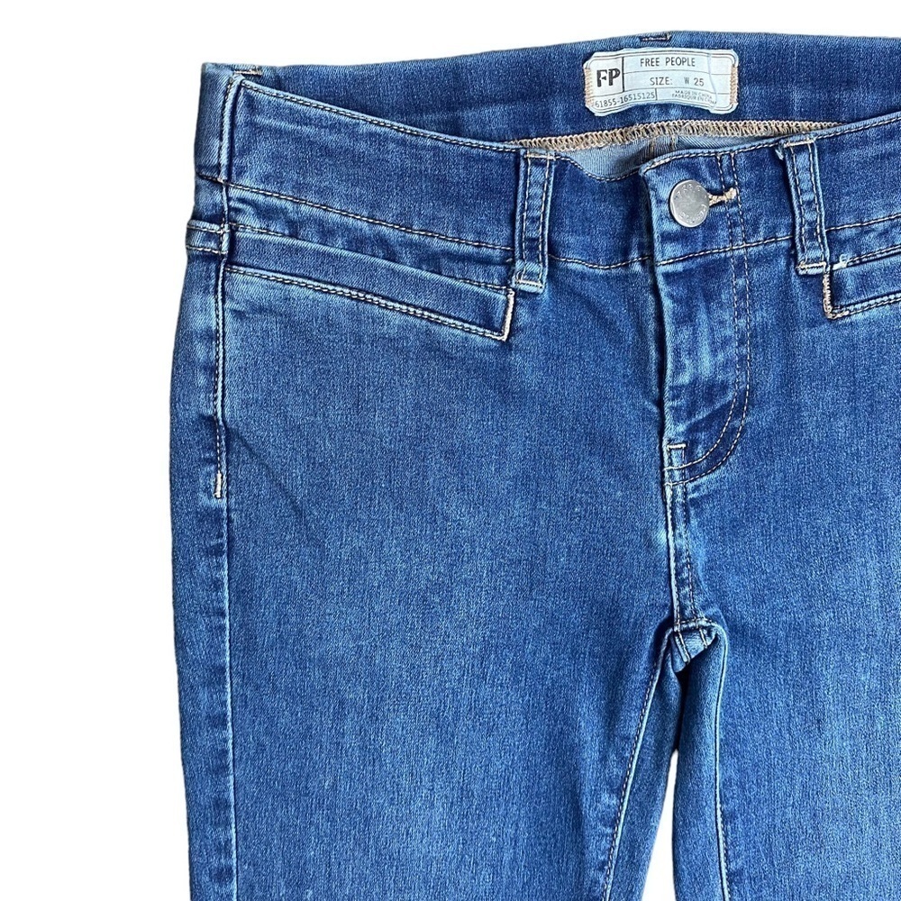 Free People Medium Wash Skinny Jeans Size W25. - Picture 4 of 11